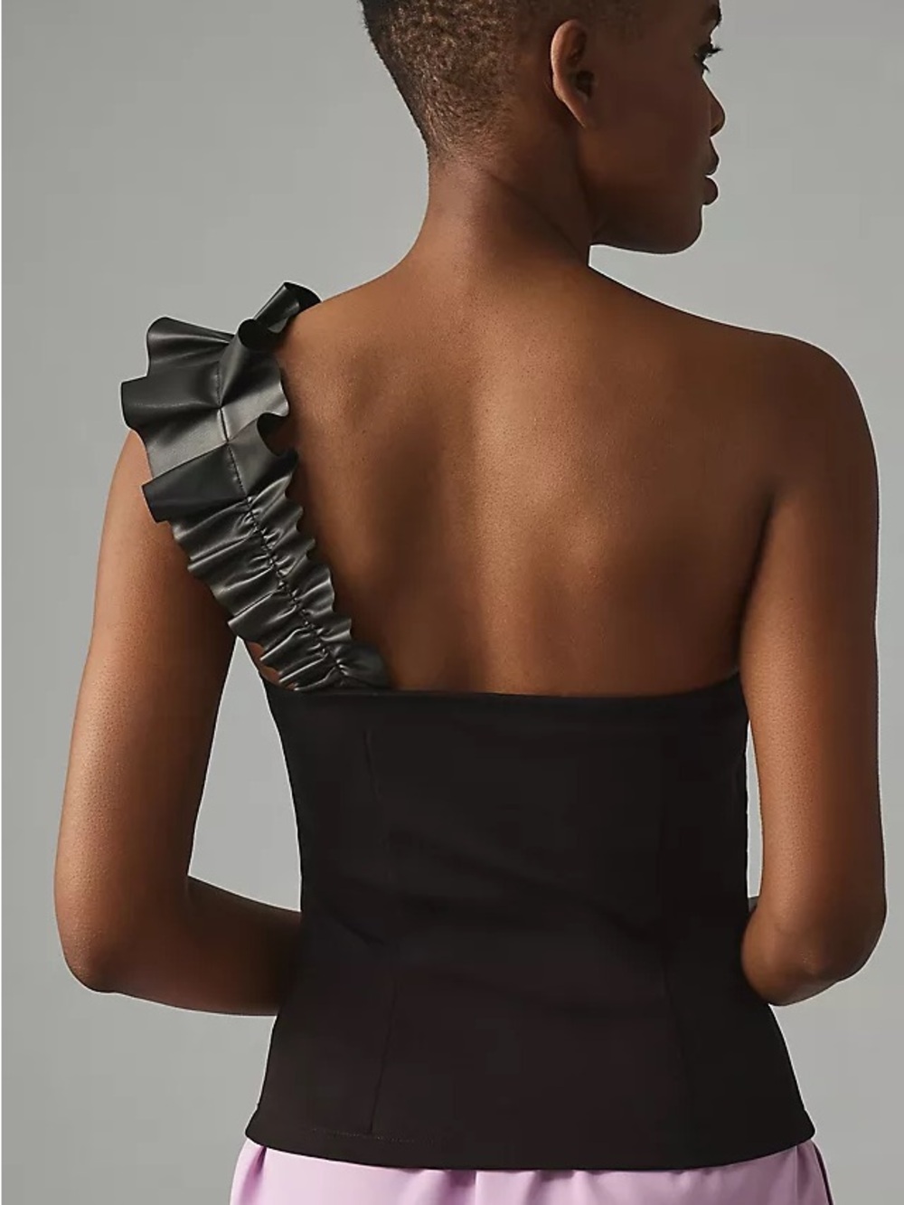Anthropologie / Sunday in Brooklyn One-Shoulder Ruffled Faux Leather Top Black - Picture 5 of 9